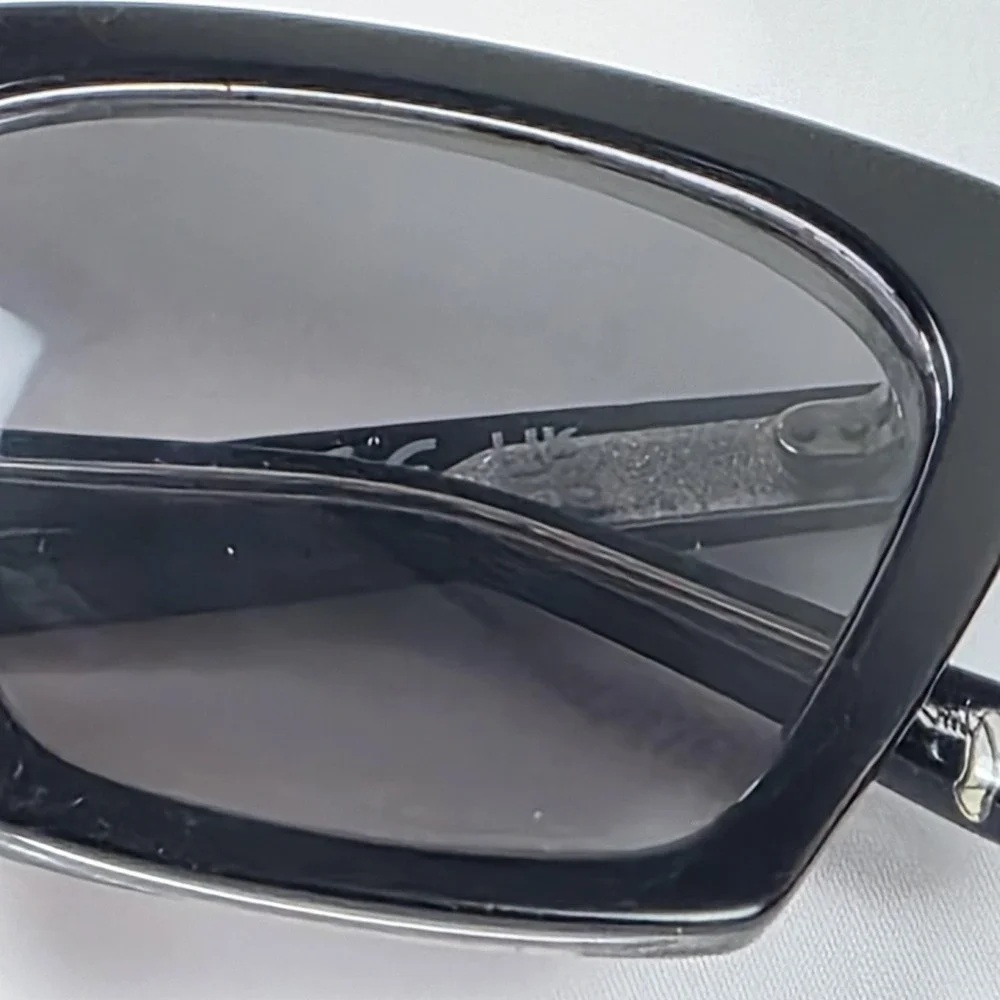 Maui Jim Kini Kini Sunglasses Womens 54-20-145 Gray Cat Eye MJ 849-02K